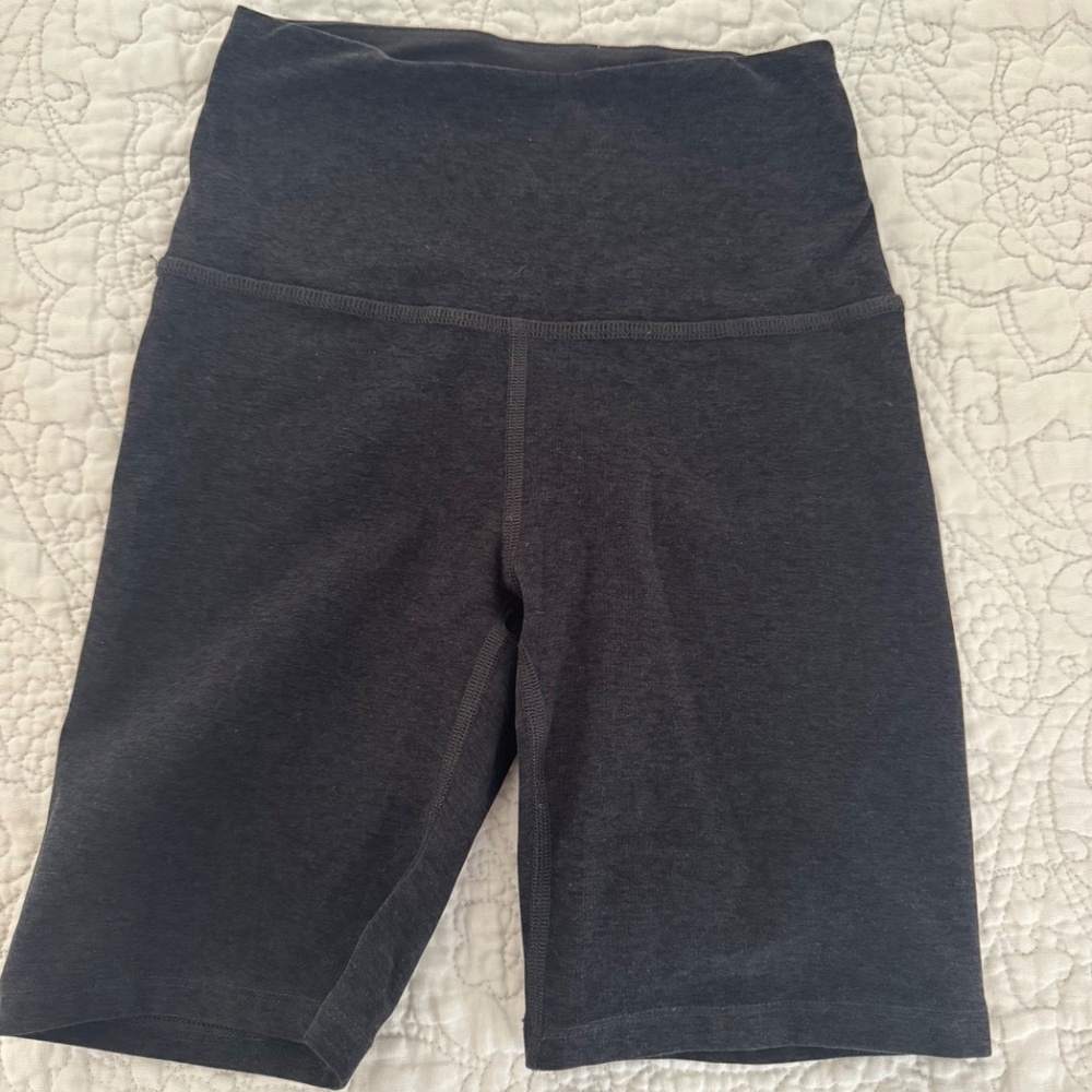 Beyond Yoga Spacedye Biker Shorts (Small) - Picture 6 of 6